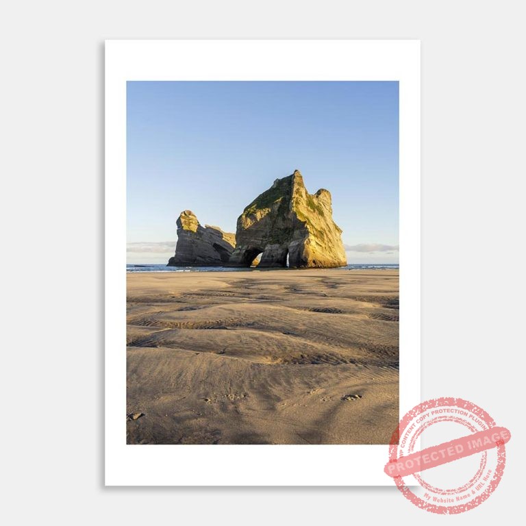 AC-CNH-Wharariki-Beach-Sunrise-MI